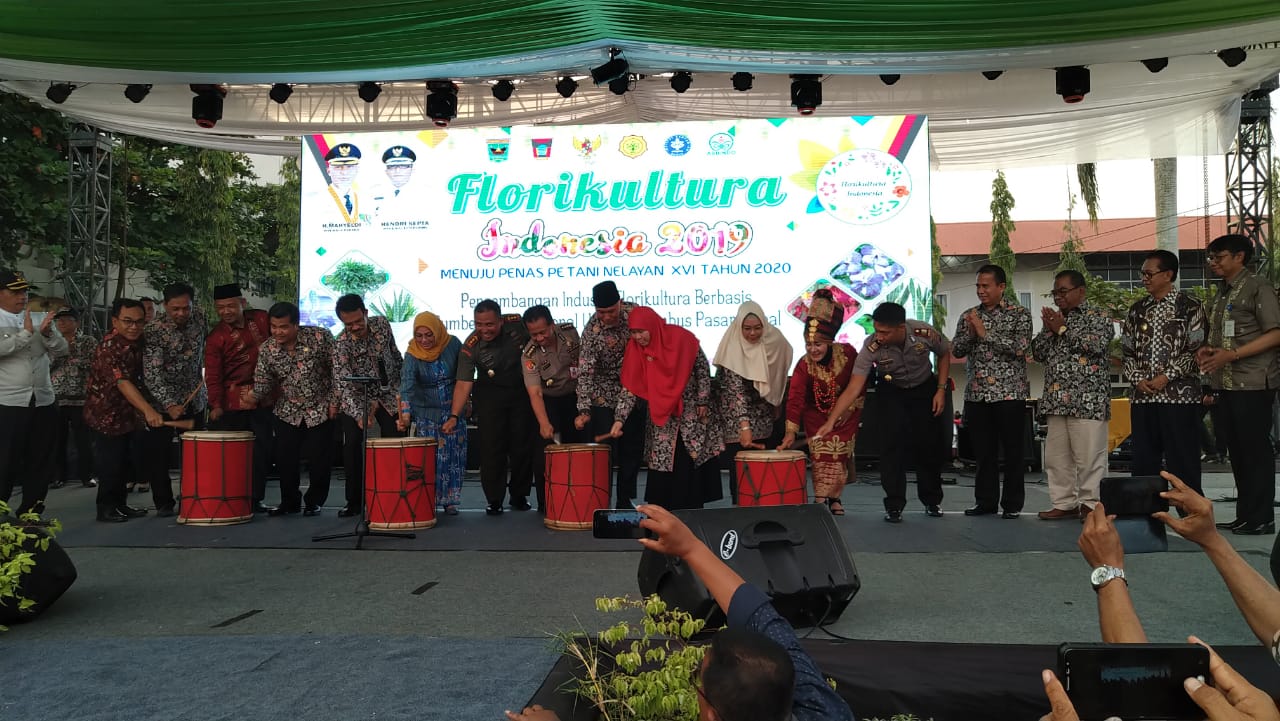 Florikultura Kota Padang Bisa Masuk Pasar Global