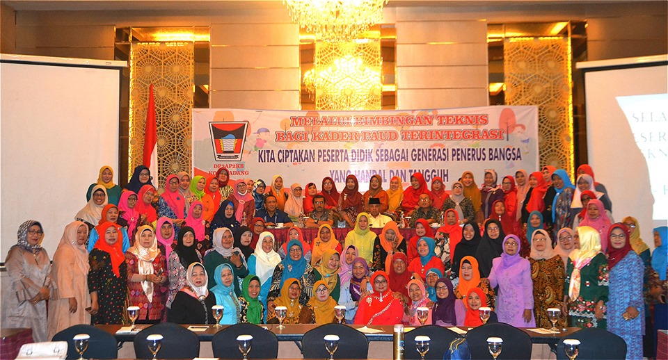 DP3AP2KB Padang Tingkatkan Kemampuan Kader PAUD Terintegrasi se-Kota Padang