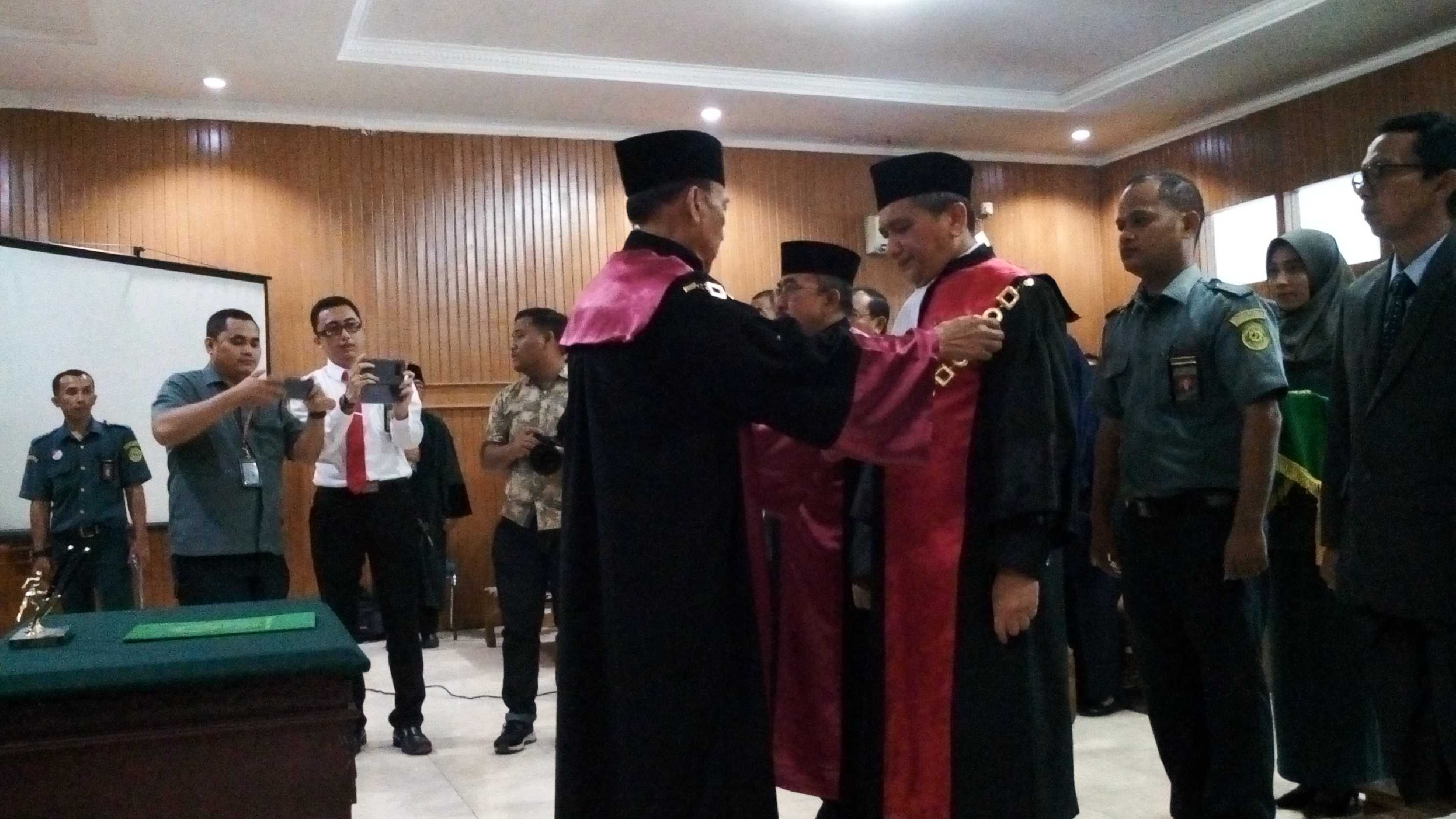 Ketua PT Melantik Ketua PN Padang yang Baru