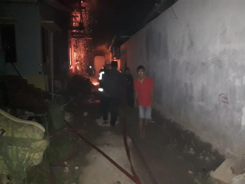 Satu Unit Rumah Di Banuaran di amuk Si Jago Merah
