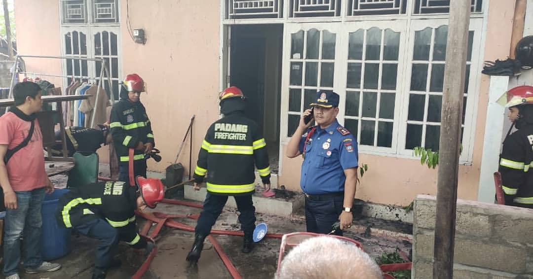 Rumah Kos Di Tarandam Diamuk Si Jago Merah