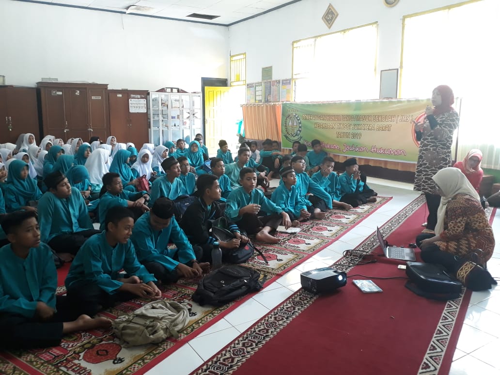 Kenali Hukum Sejak Dini