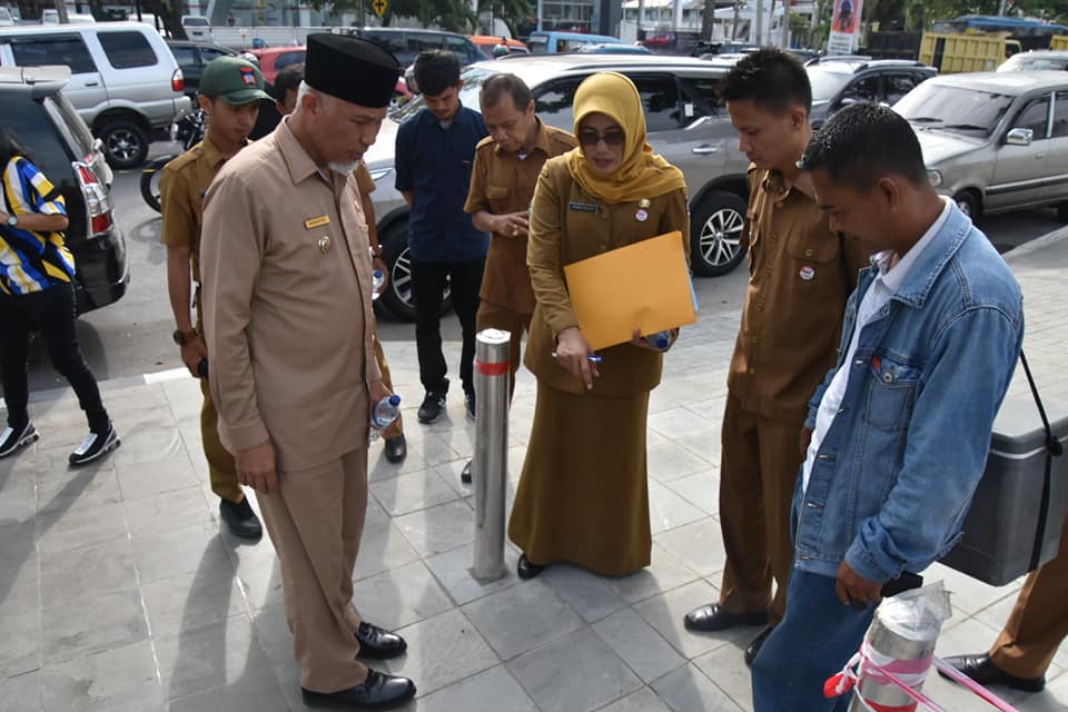 Trotoar Jalan Chatib Sulaiman, Jadikan Padang Makin "Tacelak"