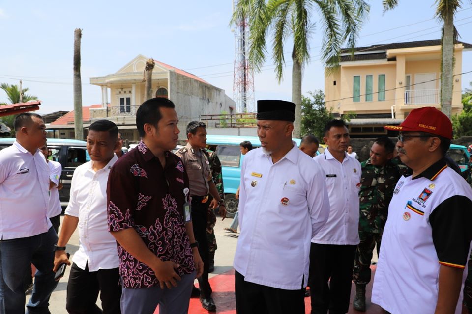 Antrian Di SPBU Kembali Terjadi, Mahyeldi Minta Pertamina Tingkatkan Pengawasan Dan Carikan Solusi