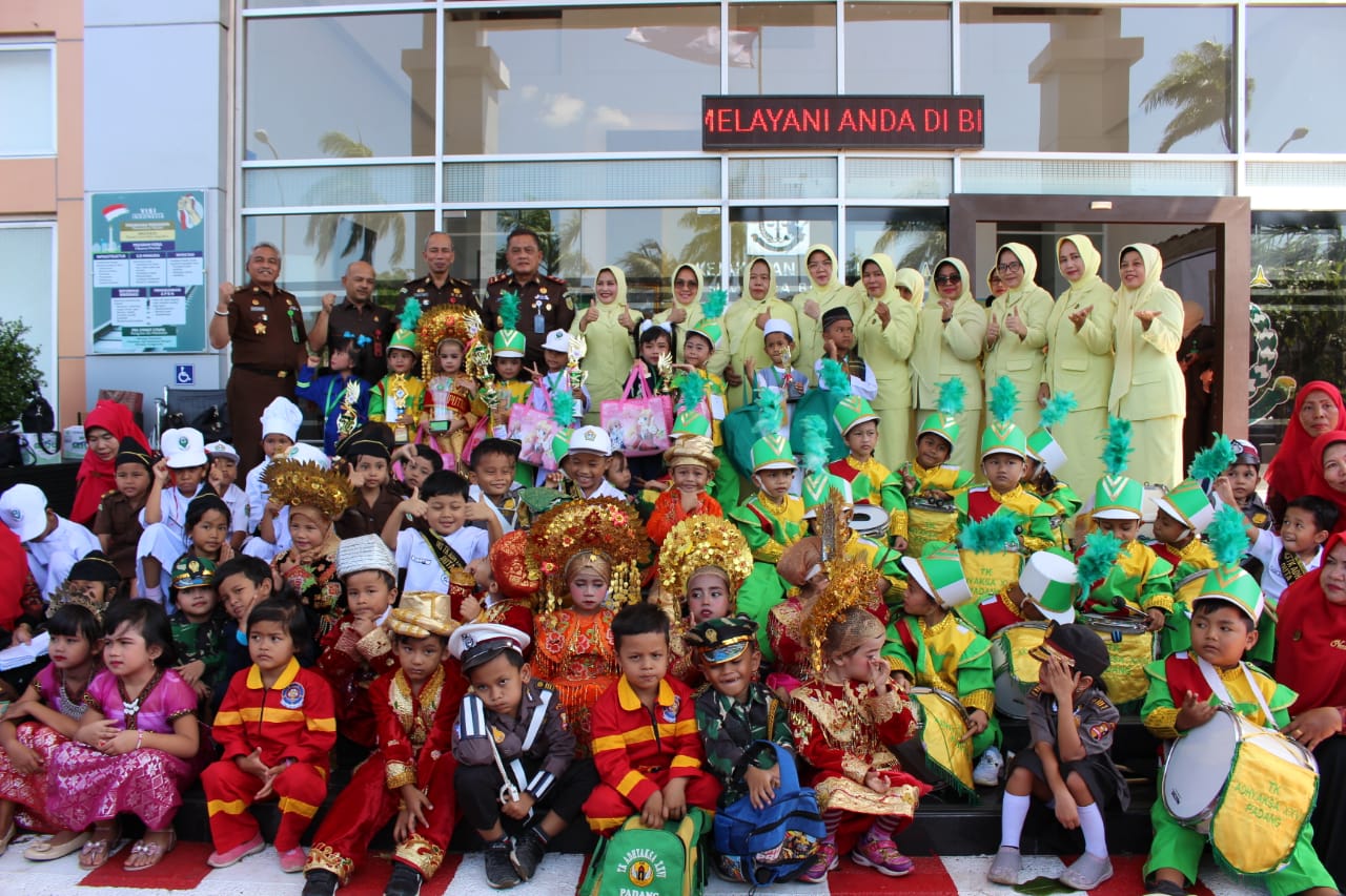 TK Adhyaksa Mendatangi Kejati Sumbar