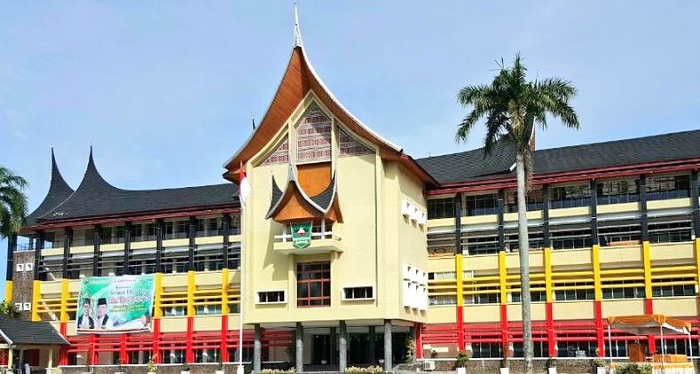 Pemprov Sumbar Akan Revisi Pergub, Rp200 M Untuk Penanganan COVID-19