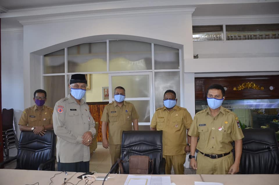 Peduli Penanganan Covid-19, Korpri Padang Bagikan Masker Kepada ASN