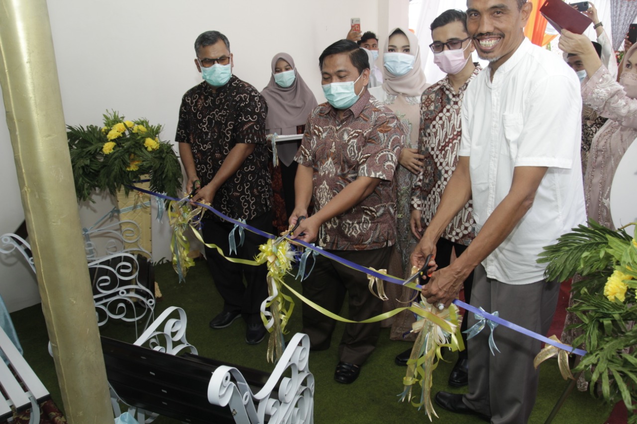Praktek Dokter Mimi Hadir untuk Melayani Kesehatan Warga