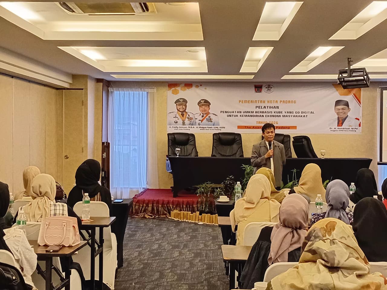 Pelatihan UMKM “Go Digital”, Hendrizal Dorong Pelaku Usaha Naik Kelas